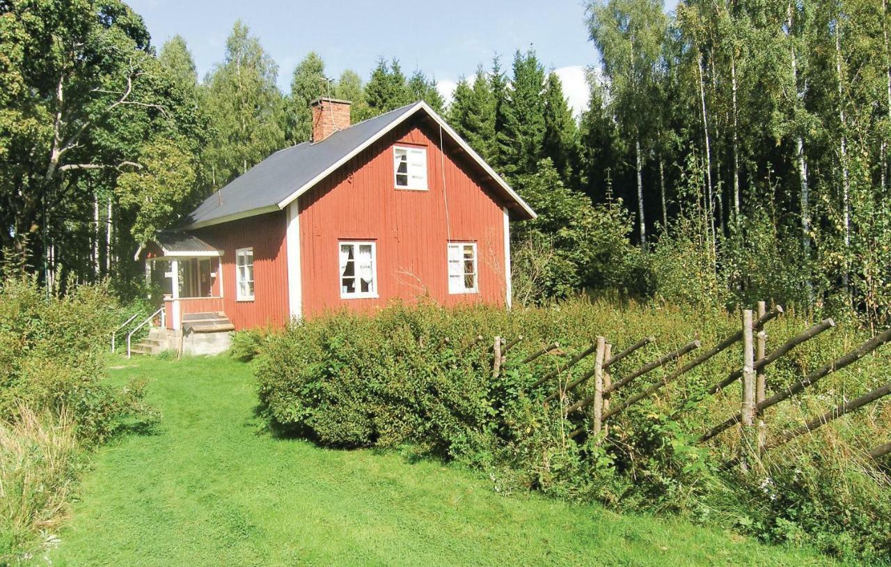 2 Bedroom Stunning Home In Molkom Sutterhojden Exterior photo